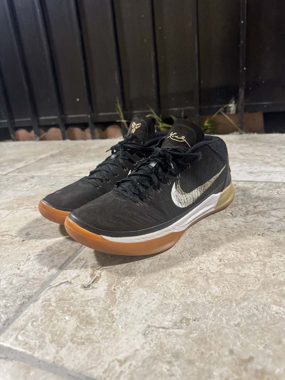 Nike Kobe AD Mid Size 10.5 Black Gum